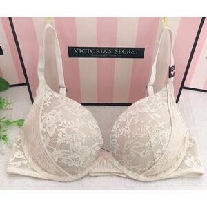 Valentine VICTORIA SECRET NWT Original Dream Angels Push Up Cream Lace Bra 34 D